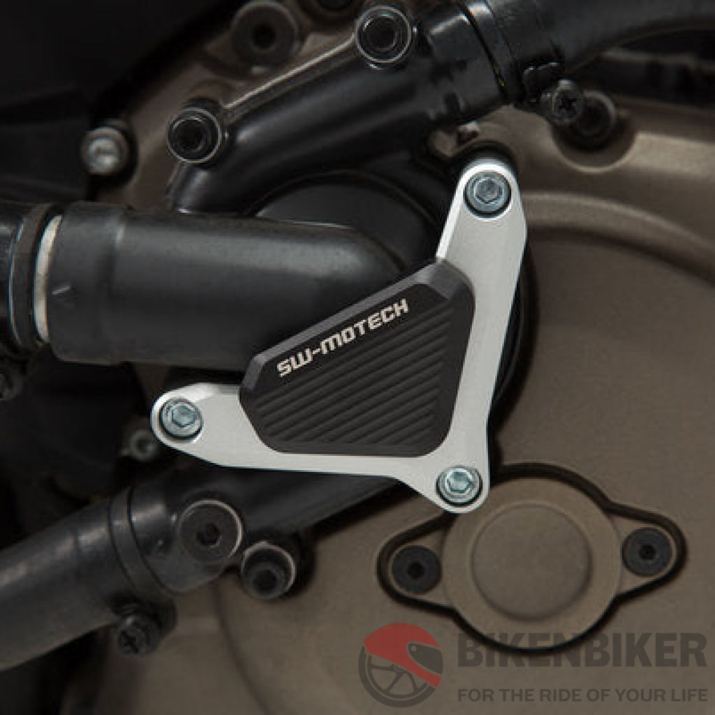 Ducati Hypermotard/Multistrada 950 Protection - Water Pump Guard Sw-Motech Engine