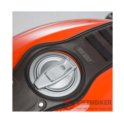 ಡುಕಾಟಿ ಸ್ಕ್ರ್ಯಾಂಬ್ಲರ್ ಲಗೇಜ್ - ಲೆಜೆಂಡ್ ಗೇರ್ ಟ್ಯಾಂಕ್ ಸ್ಟ್ರಾಪ್ - SW-ಮೋಟೆಕ್