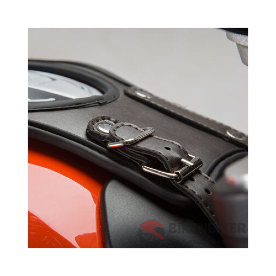 ಡುಕಾಟಿ ಸ್ಕ್ರ್ಯಾಂಬ್ಲರ್ ಲಗೇಜ್ - ಲೆಜೆಂಡ್ ಗೇರ್ ಟ್ಯಾಂಕ್ ಸ್ಟ್ರಾಪ್ - SW-ಮೋಟೆಕ್