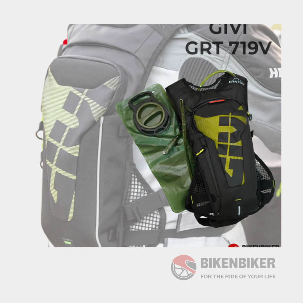 Grt719V Rucksack With Integrated Water Bag 3 Litres - Givi