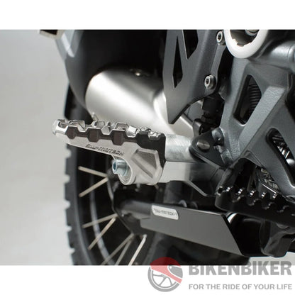 Honda Cb500X Ergonomics - Evo Footrest Kit Sw-Motech Footpegs