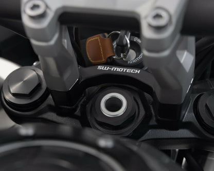 ट्रायम्फ टाइगर स्पोर्ट 660 2021 के लिए हैंडलबार राइज़र - 2024-SW-Motech-LEH.11.039.10400/B