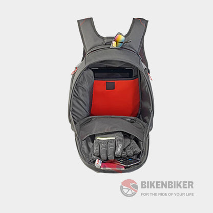 St606 Rucksack With Thermoformed Shell 22 Litres - Givi Bag
