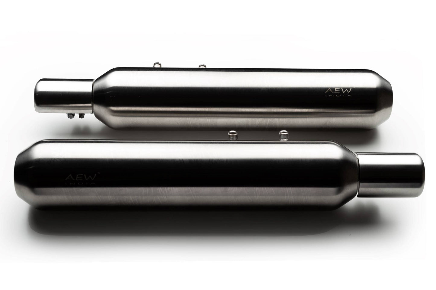 आरई सुपर मेट्योर 650- AEW- TE 202 के लिए प्रदर्शन निकास